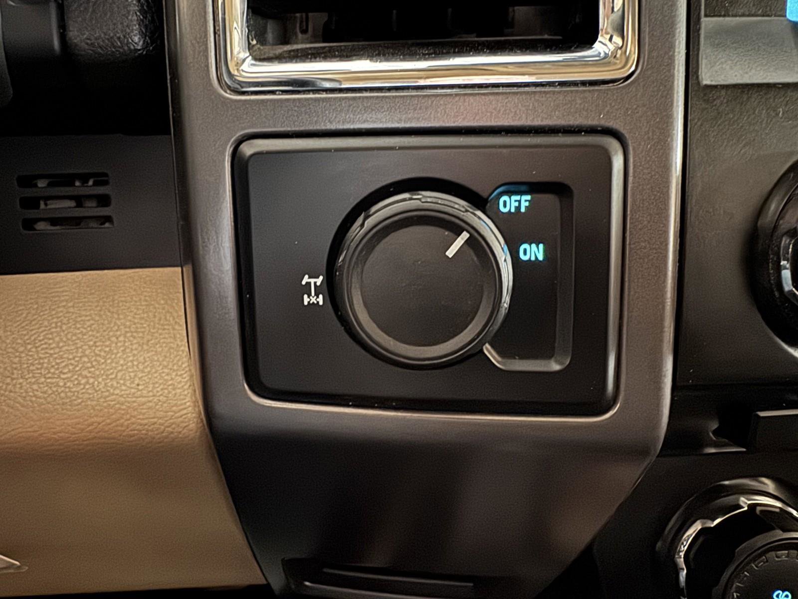 Used 2016 Ford F150 XLT w/ Equipment Group 302A Luxury image 16