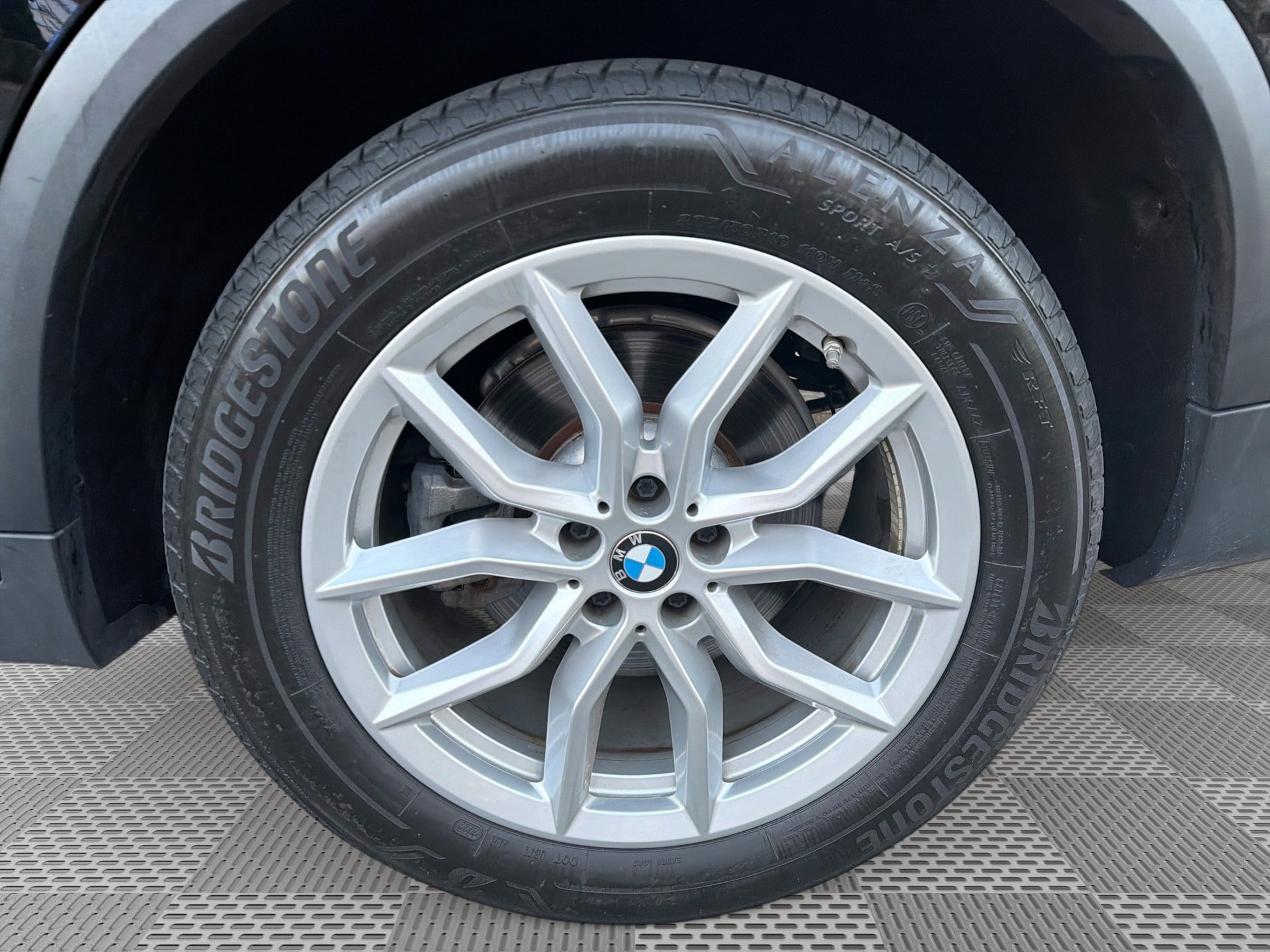 Used 2019 BMW X5 xDrive40i w/ Premium Package 2 AWD/4WD image 29
