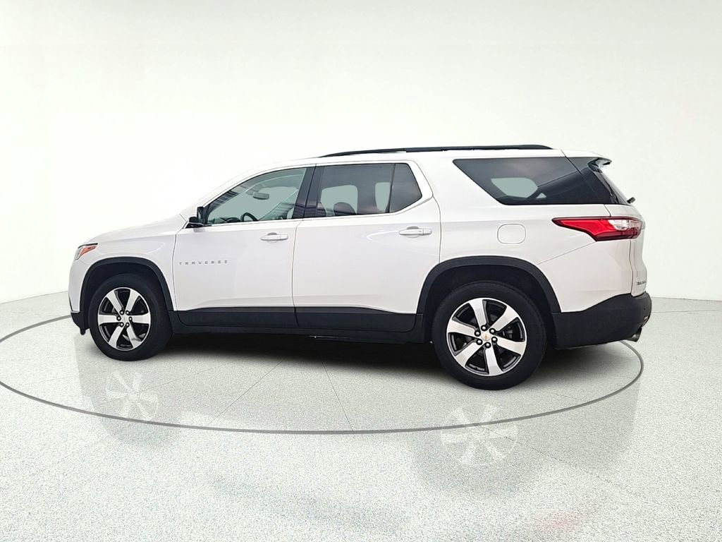 Used 2019 Chevrolet Traverse LT w/ LT Premium Package AWD/4WD image 5