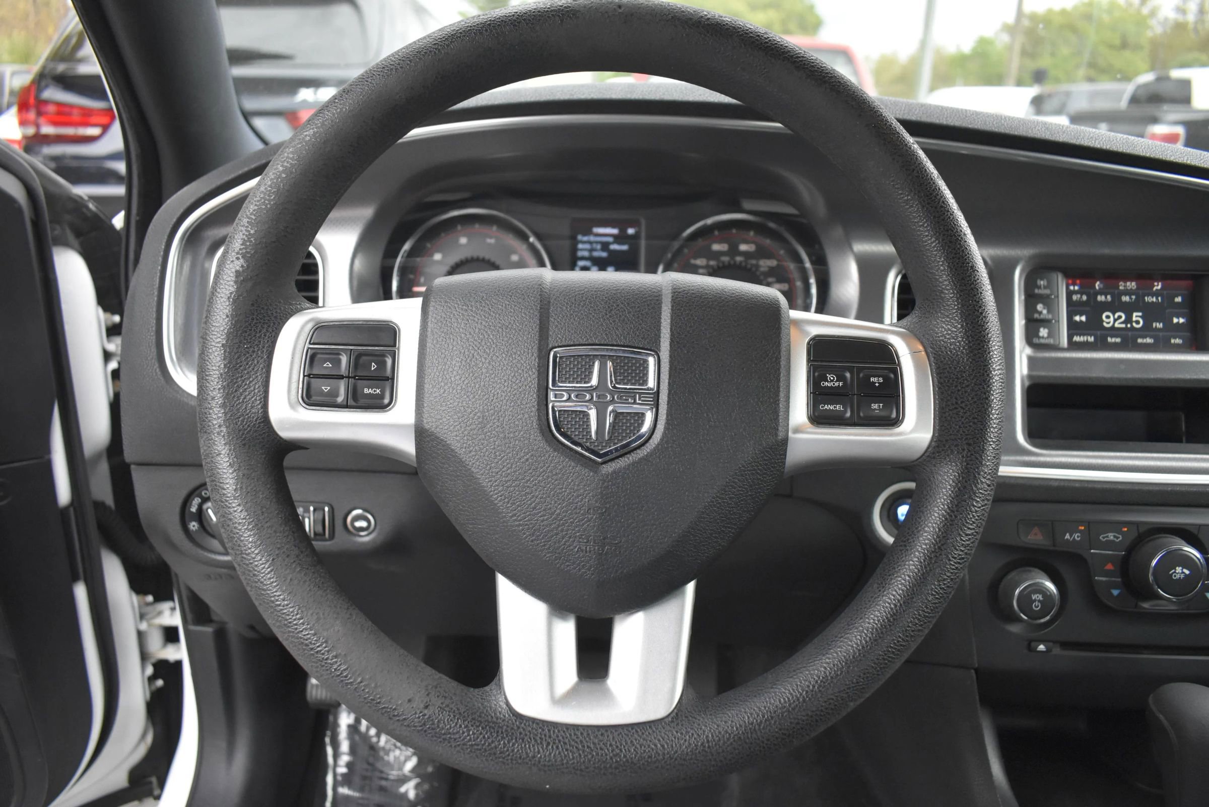 Used 2013 Dodge Charger SE RWD image 18