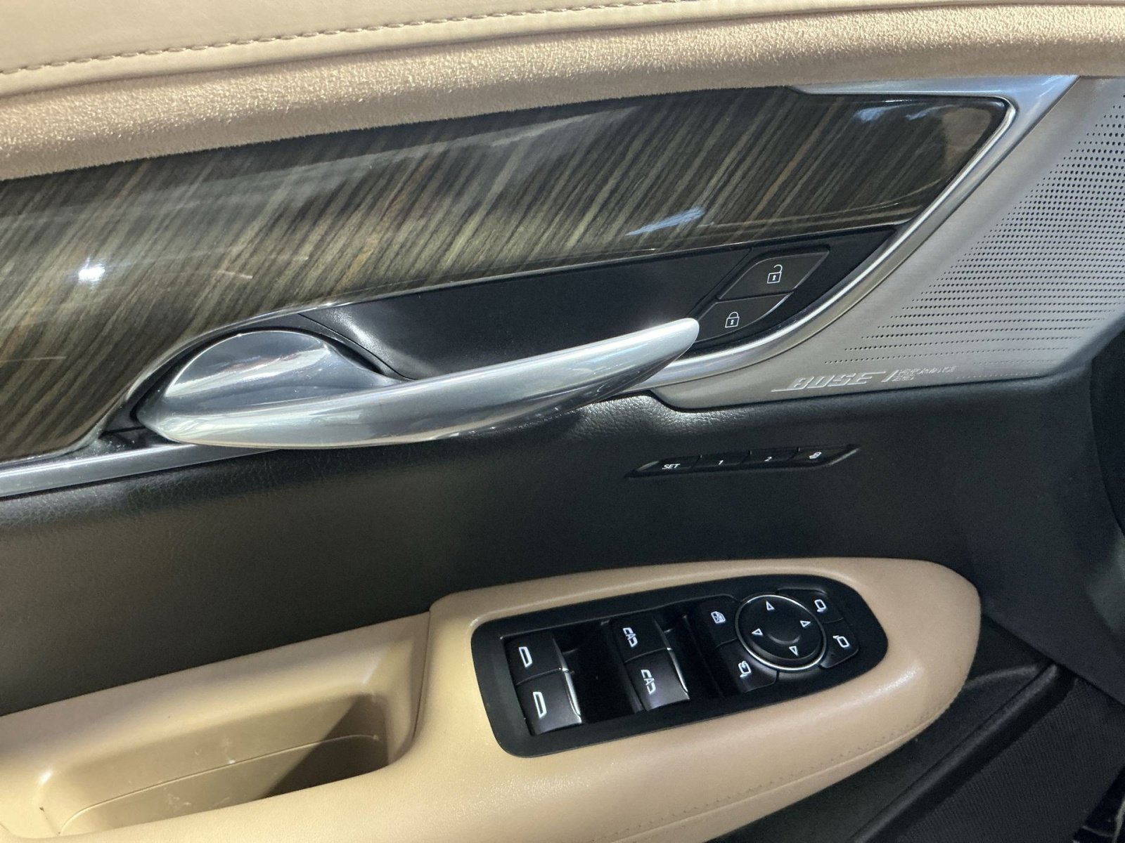 Used 2022 Cadillac XT6 Sport w/ Platinum Package image 16