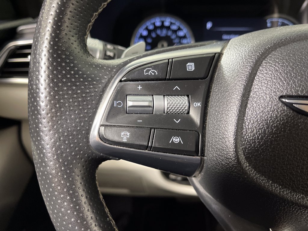 Used 2025 Genesis G70 2.5T AWD/4WD image 28