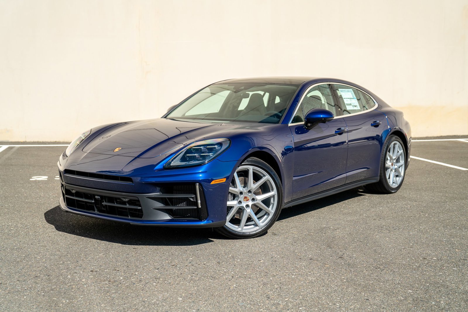 Certified 2025 Porsche Panamera 4 AWD/4WD image 1