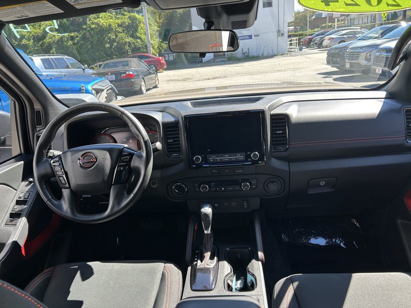 Used 2024 Nissan Frontier PRO-4X w/ Pro Convenience Package AWD/4WD image 17
