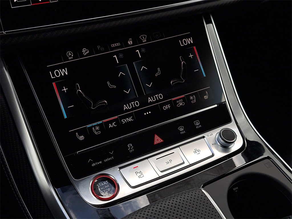 New 2026 Audi SQ7 Prestige image 13