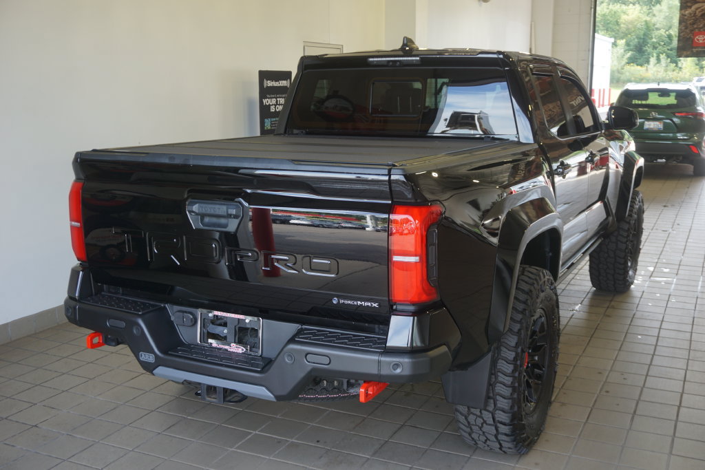 Used 2024 Toyota Tacoma TRD Pro AWD/4WD image 16