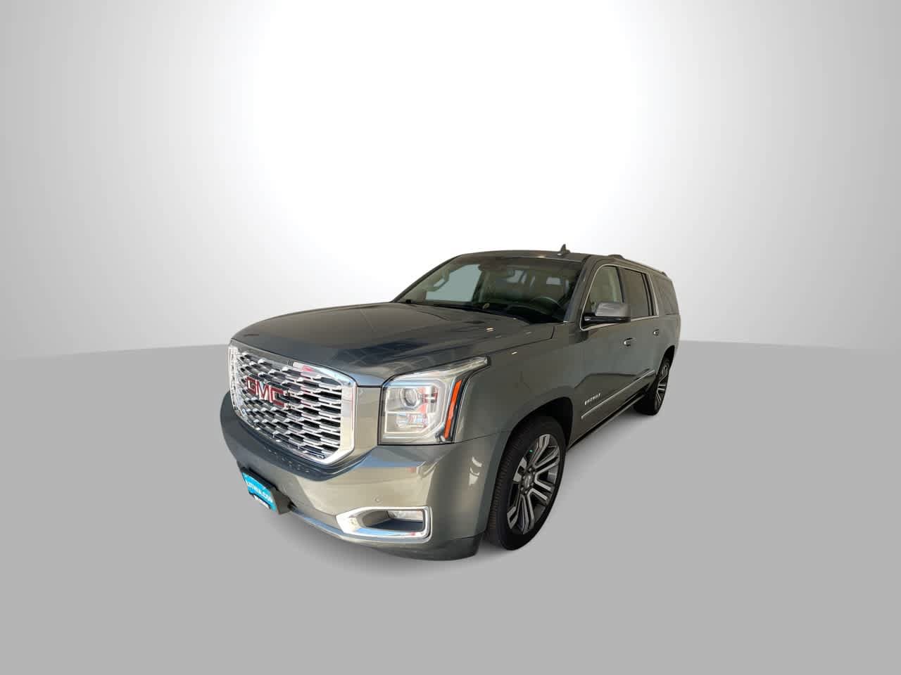 Used 2018 GMC Yukon XL Denali w/ Denali Ultimate Package AWD/4WD image 4