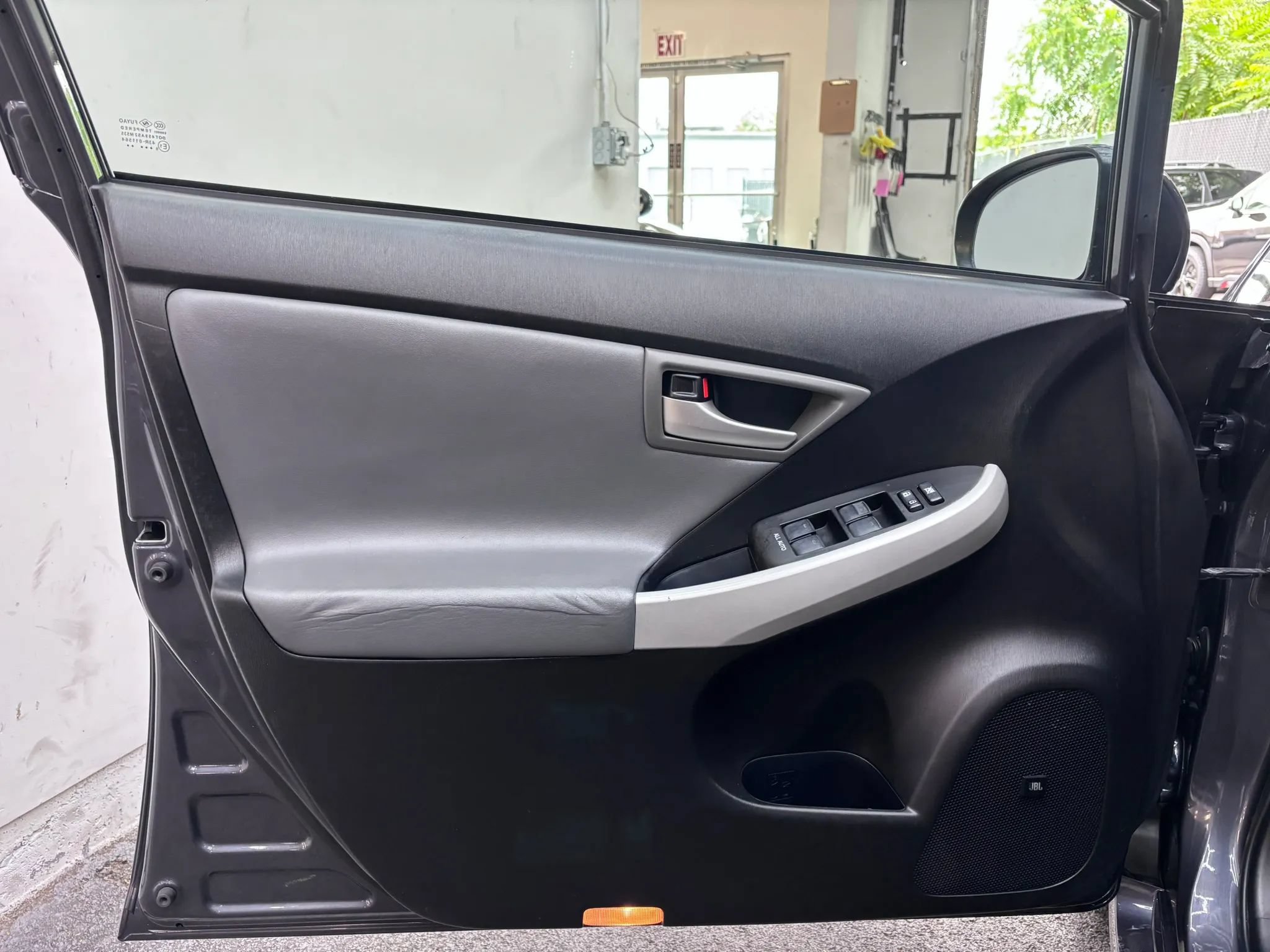 Used 2012 Toyota Prius Five FWD image 18