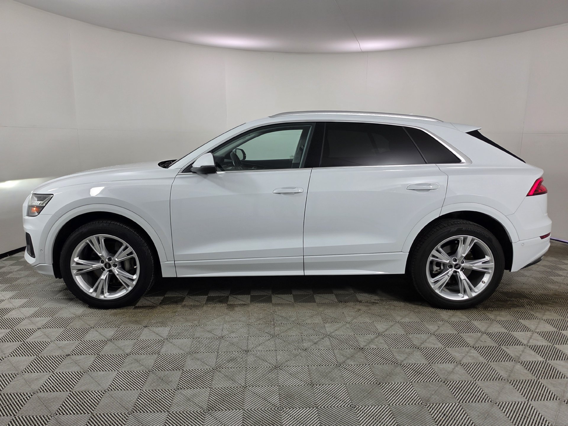 Certified 2023 Audi Q8 Premium Plus AWD/4WD image 41