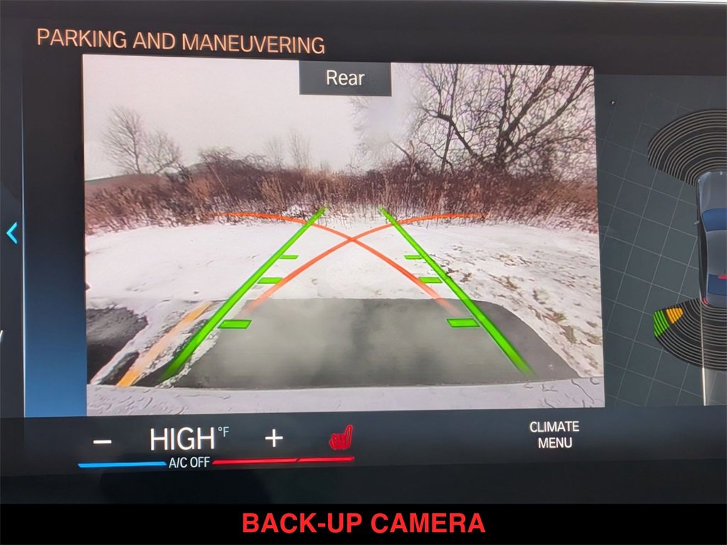 Certified 2023 BMW 330e xDrive 330e xDrive w/ Driving Assistance Package image 7