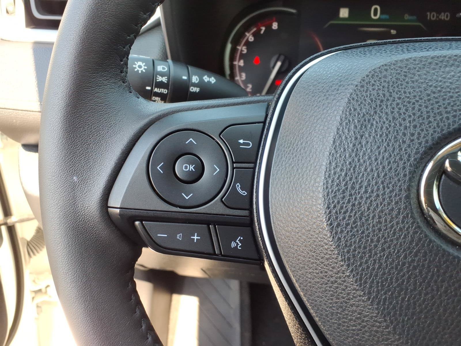 Used 2023 Toyota RAV4 XLE Premium FWD image 31