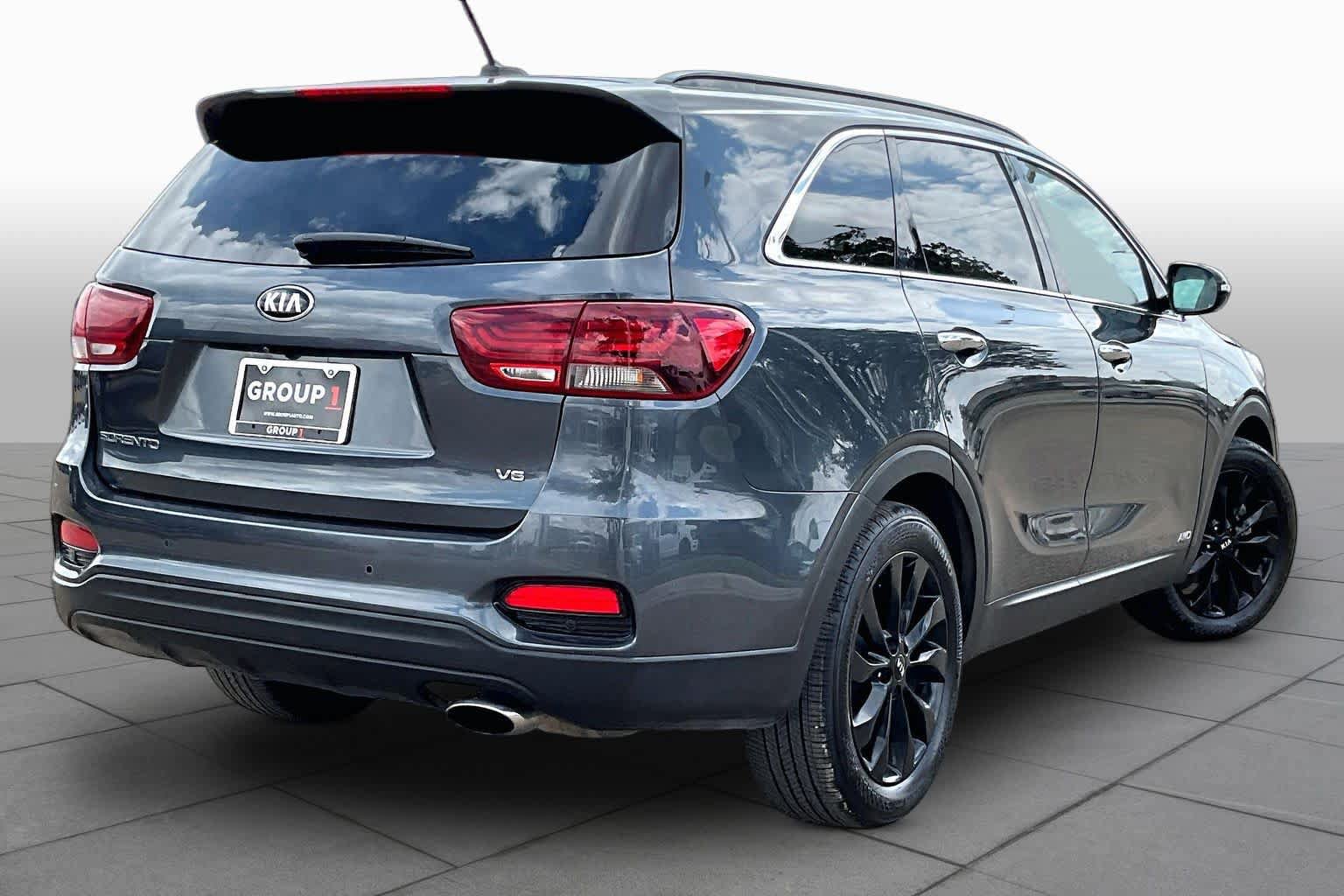 Used 2019 Kia Sorento S AWD/4WD image 13