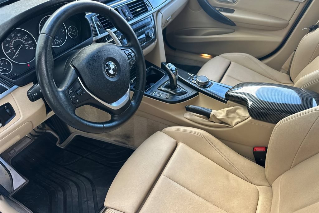 Used 2016 BMW 328i Sedan RWD image 9