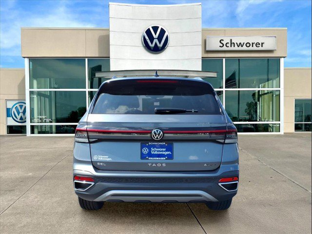 New 2025 Volkswagen Taos SEL image 8