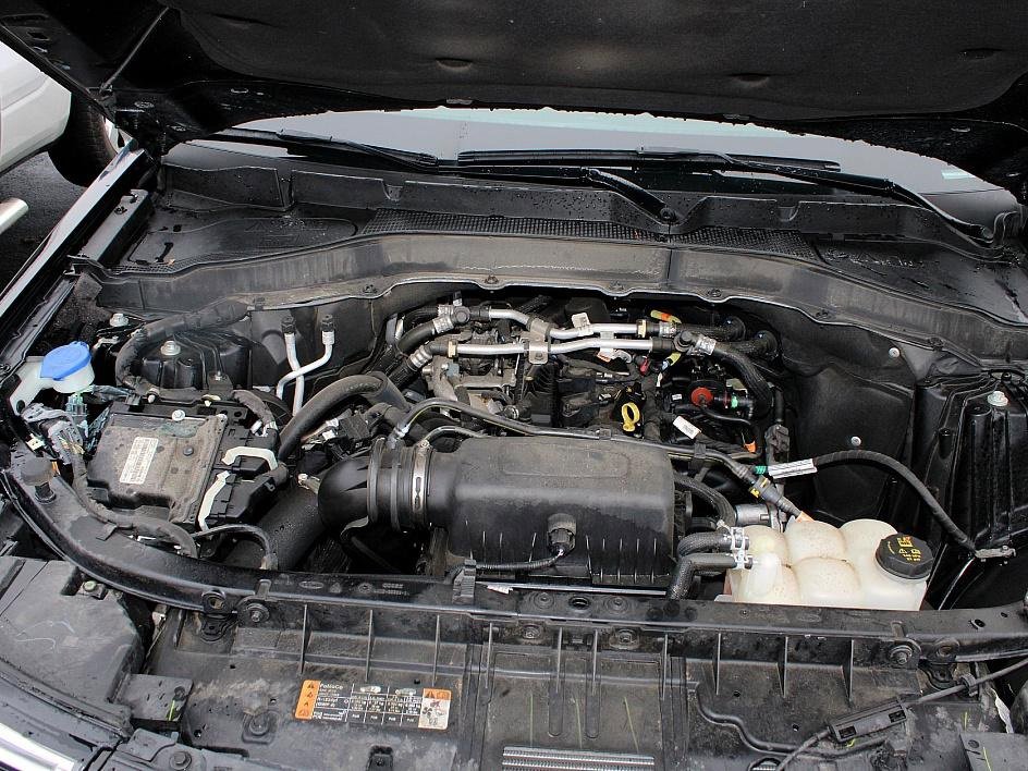 Used 2023 Ford Explorer XLT w/ Equipment Group 202A image 24