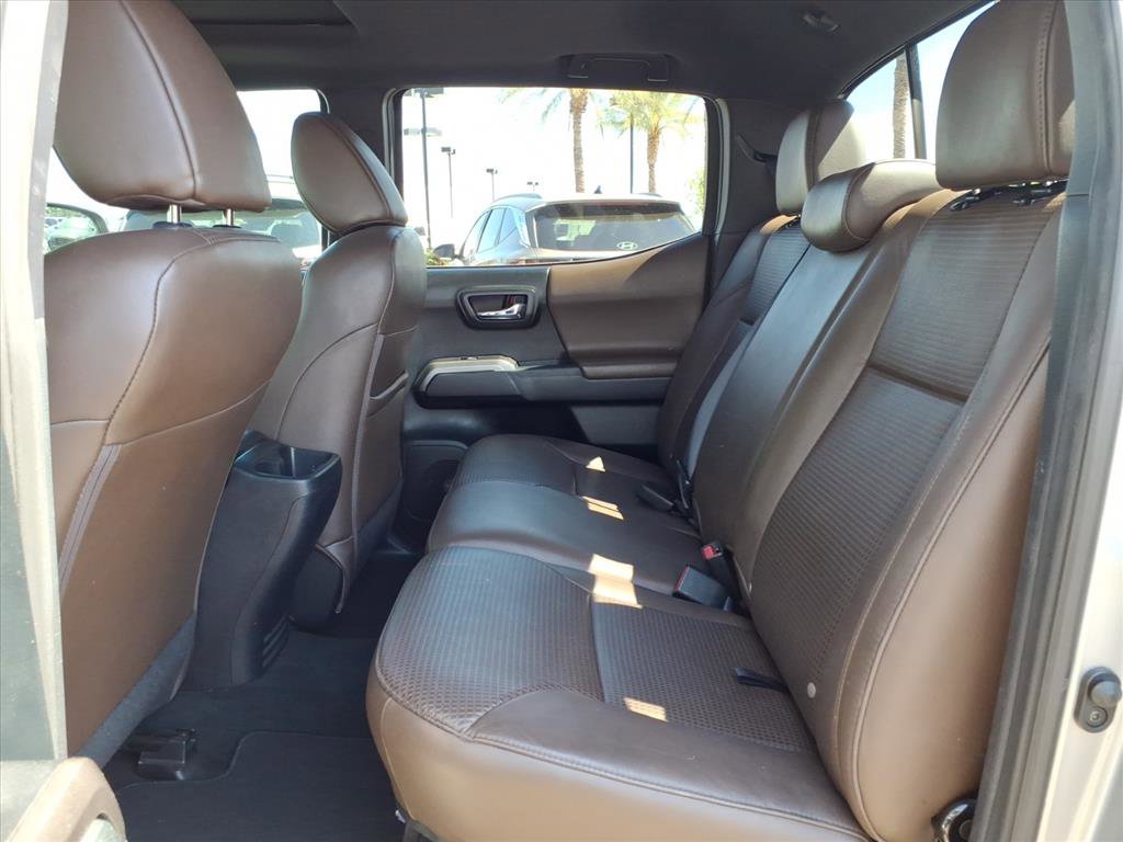 Used 2017 Toyota Tacoma Limited image 15