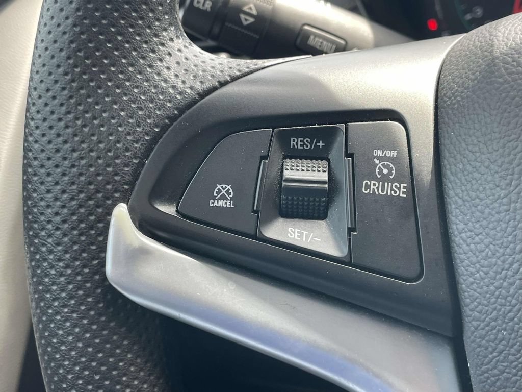Used 2017 Chevrolet Trax LT FWD image 19