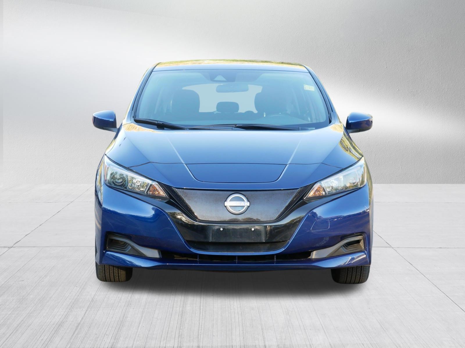 Certified 2025 Nissan Leaf S FWD image 2