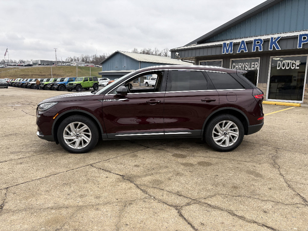 Used 2020 Lincoln Corsair FWD image 2