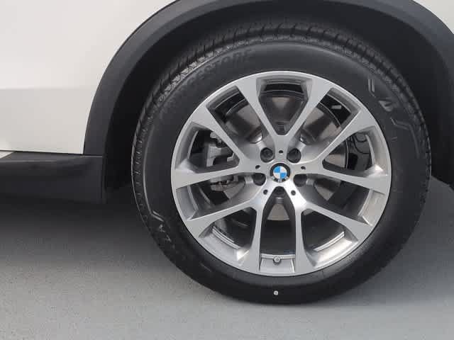 Used 2026 BMW X5 xDrive40i AWD/4WD image 13