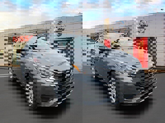 New 2025 Nissan Versa S w/ Trunk Package