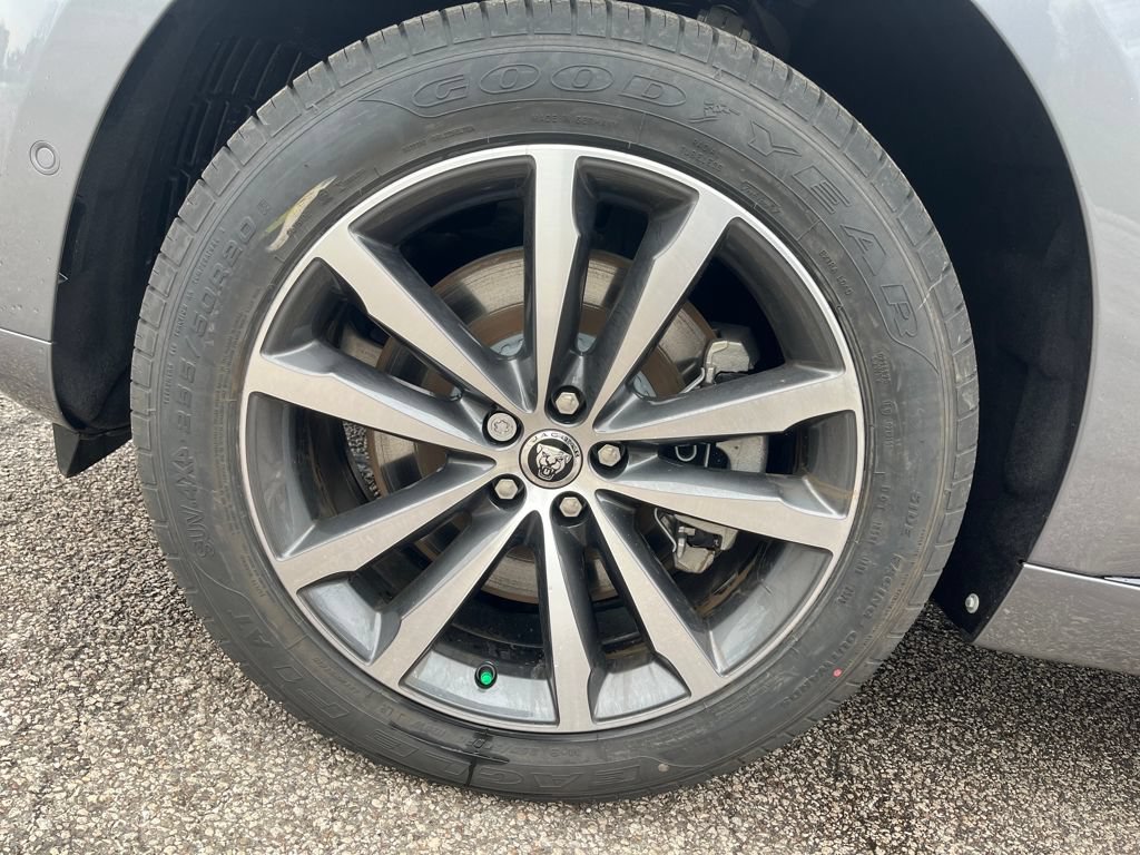 New 2026 Jaguar F-PACE R-Dynamic S AWD/4WD image 20