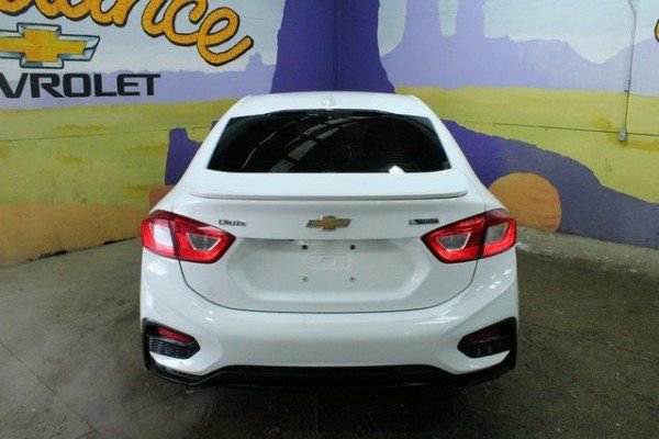 Used 2018 Chevrolet Cruze Premier w/ RS Package image 3