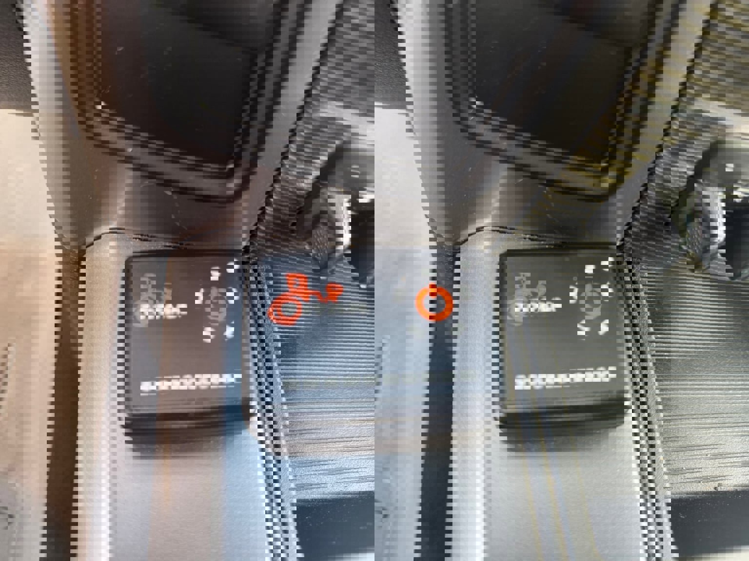 Used 2015 RAM 3500 Laramie Longhorn image 22