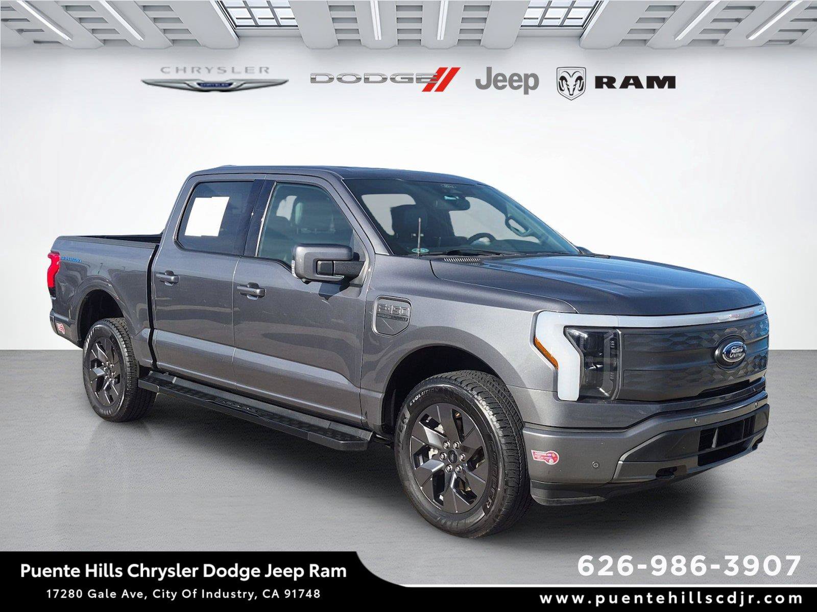 Used 2022 Ford F150 Lightning Lariat AWD/4WD image 1