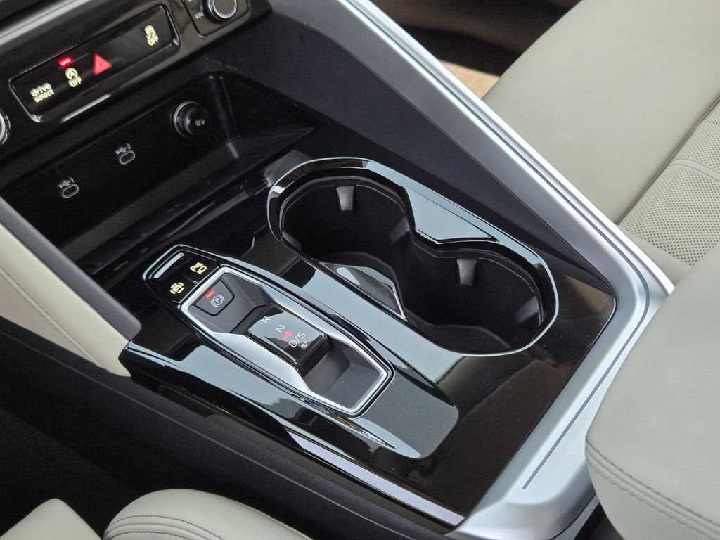 Certified 2025 Audi Q5 Premium Plus w/ Premium Plus AWD/4WD image 25
