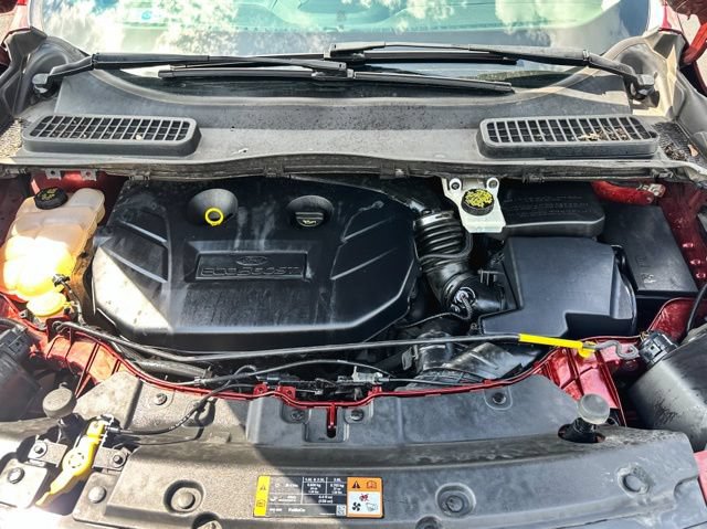 Used 2015 Ford Escape Titanium w/ Equipment Group 301A AWD/4WD image 12