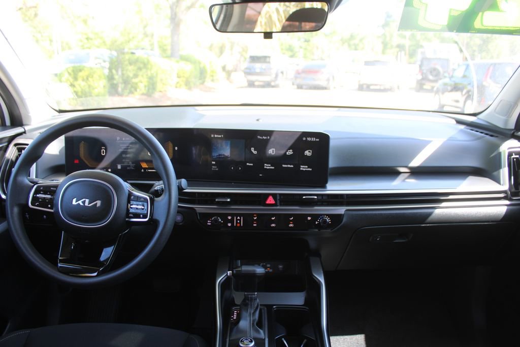 Certified 2024 Kia Sorento LX image 23