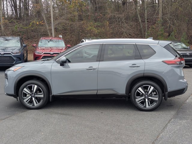 Used 2024 Nissan Rogue SL w/ SL Premium Package image 4