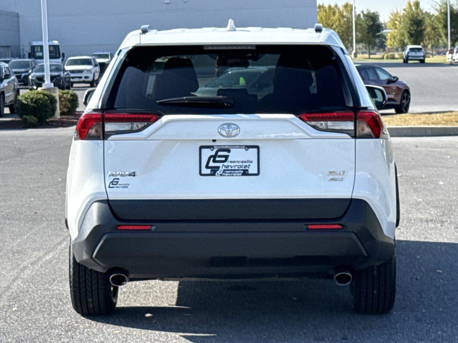 Used 2022 Toyota RAV4 XLE image 26
