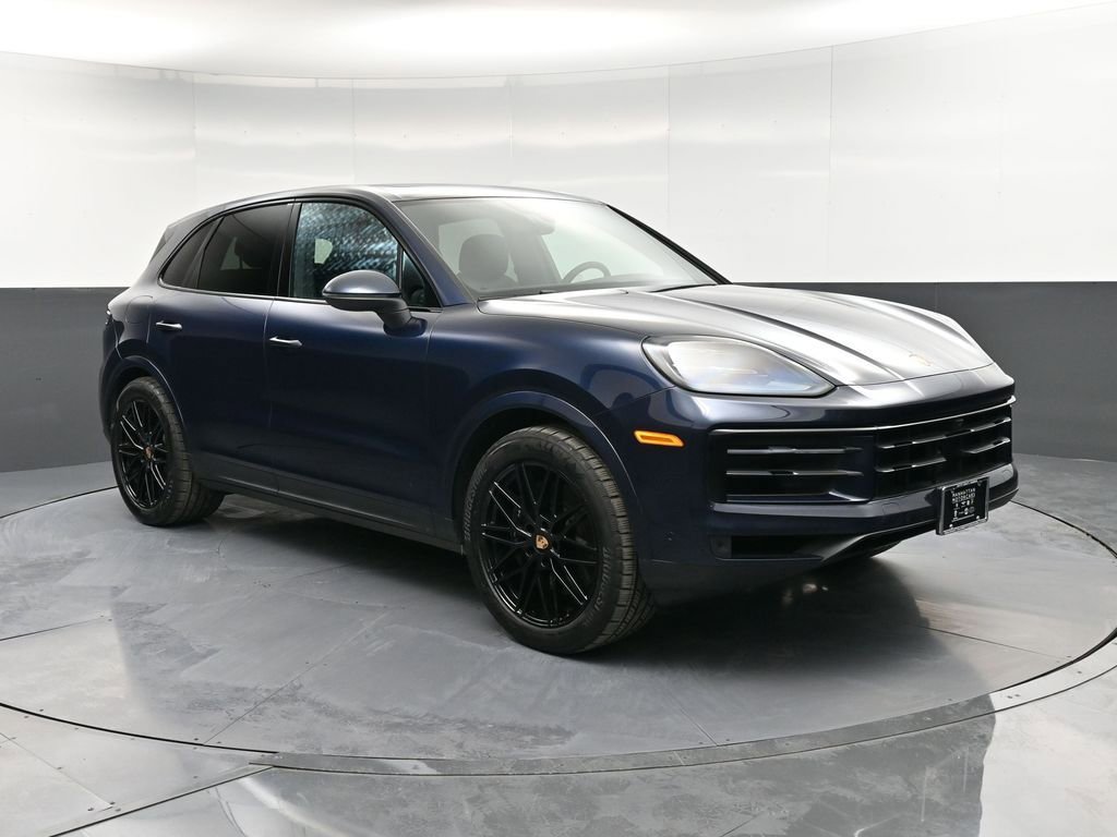 Certified 2025 Porsche Cayenne image 10