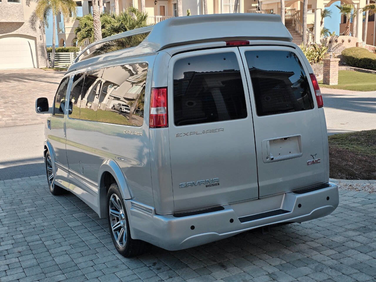 Used 2016 GMC Savana 2500 image 36