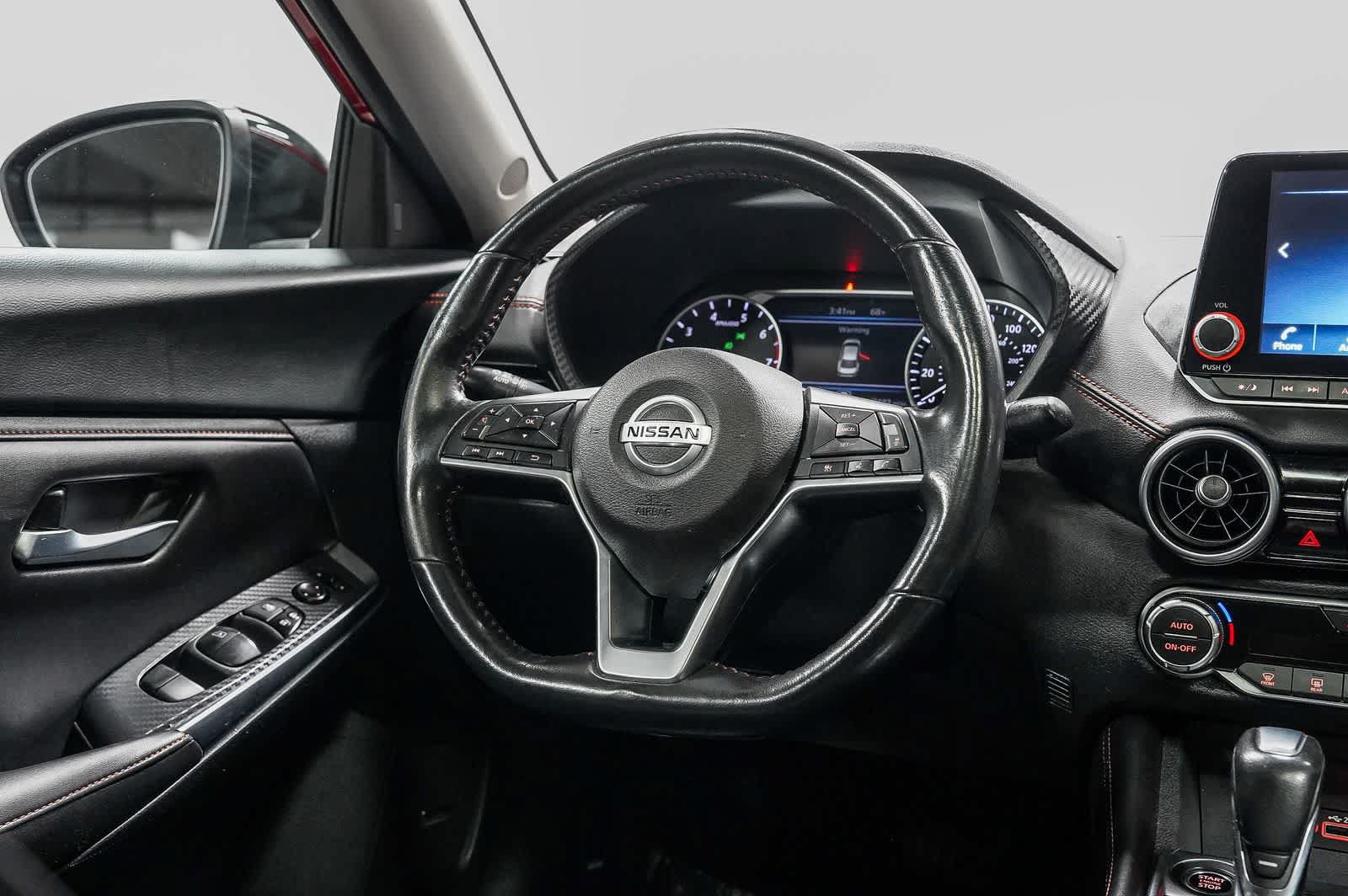 Used 2023 Nissan Sentra SR w/ SR Premium Package FWD image 15