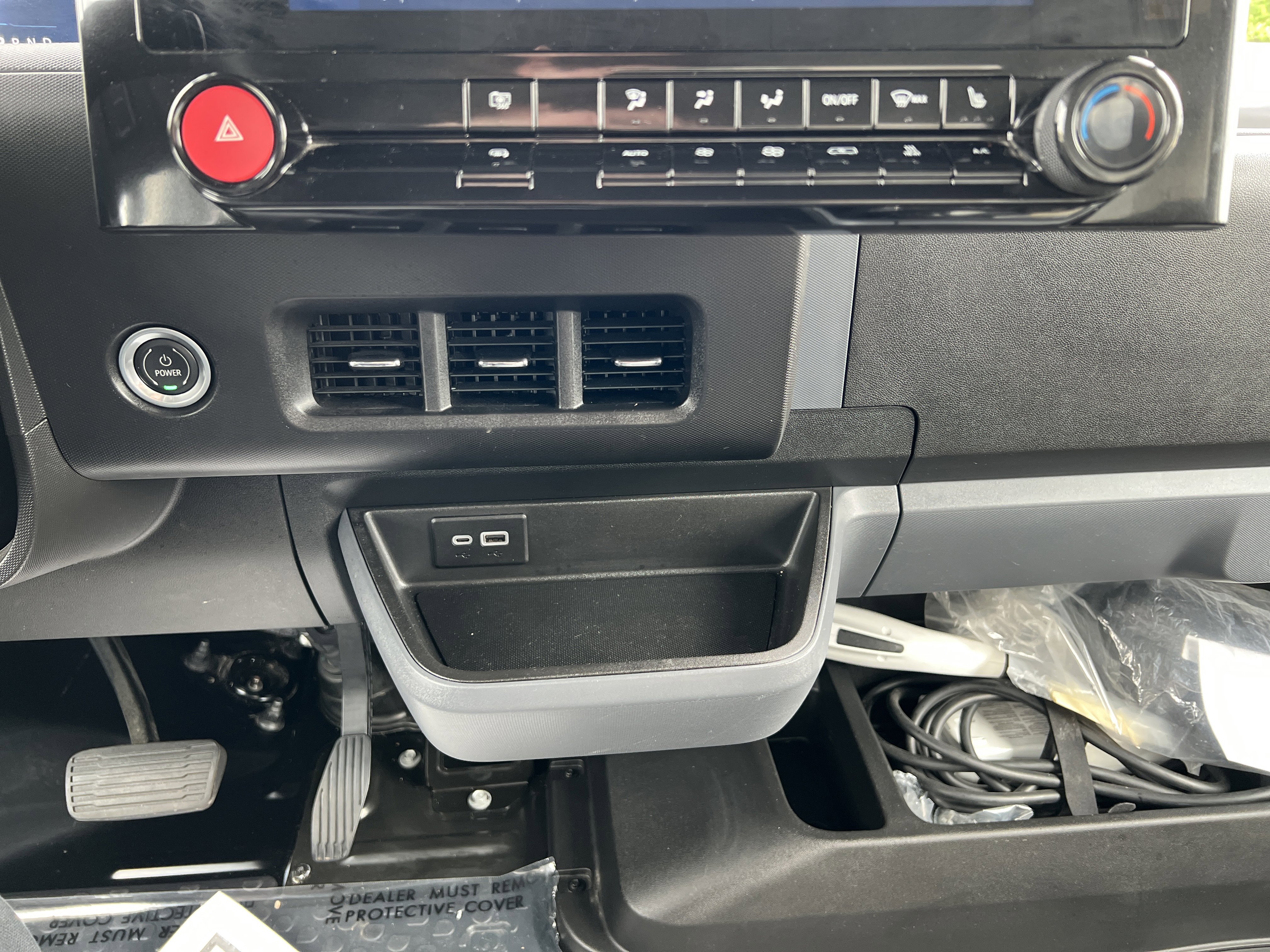 Used 2024 Chevrolet Brightdrop 600 w/ Battery Pack, Max Range AWD/4WD image 19