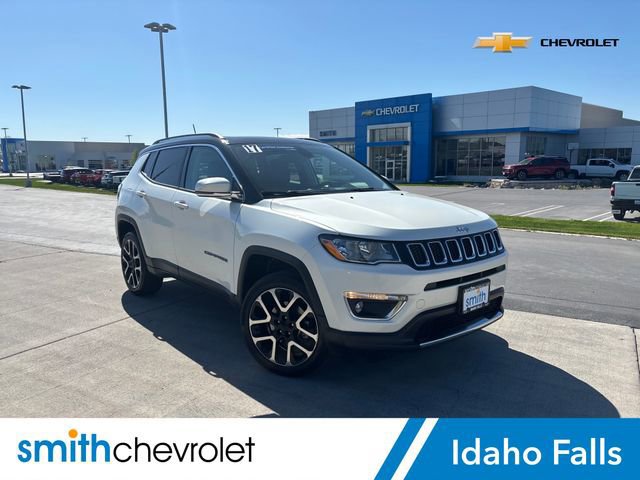 Used 2017 Jeep Compass Limited w/ Navigation Group AWD/4WD image 1