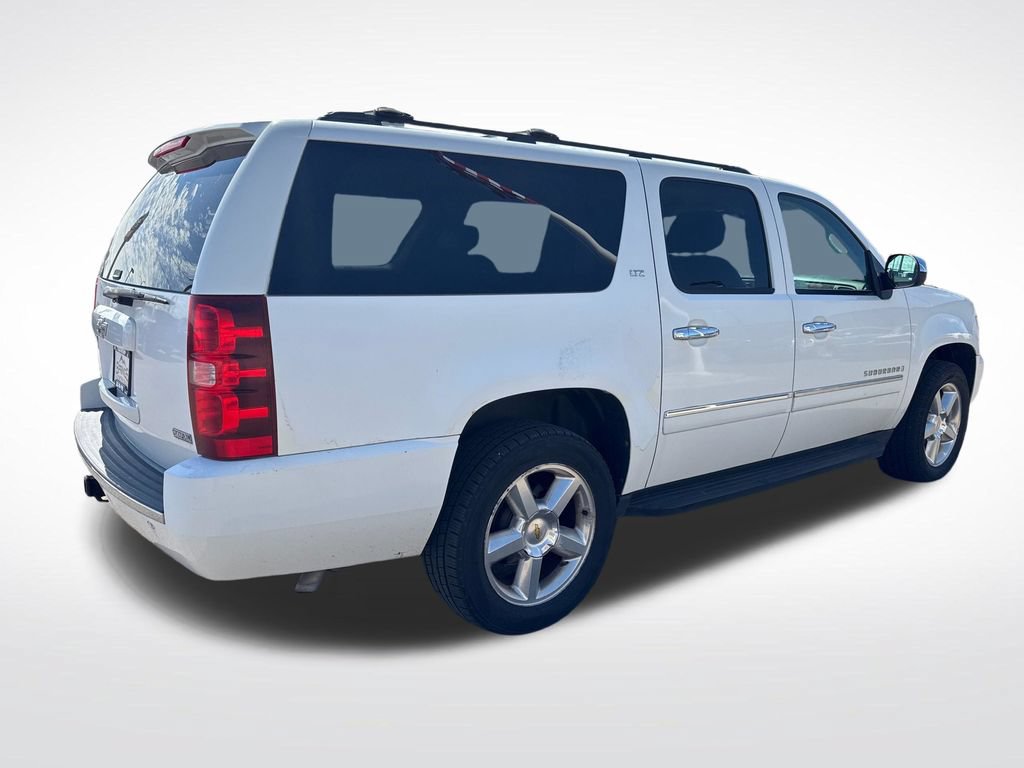 Used 2009 Chevrolet Suburban LTZ AWD/4WD image 5
