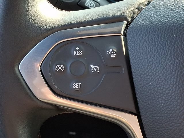 Used 2023 Chevrolet Traverse LT AWD/4WD image 21