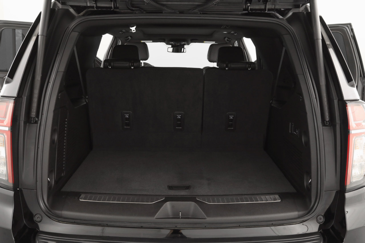 Used 2023 Chevrolet Suburban RST image 29