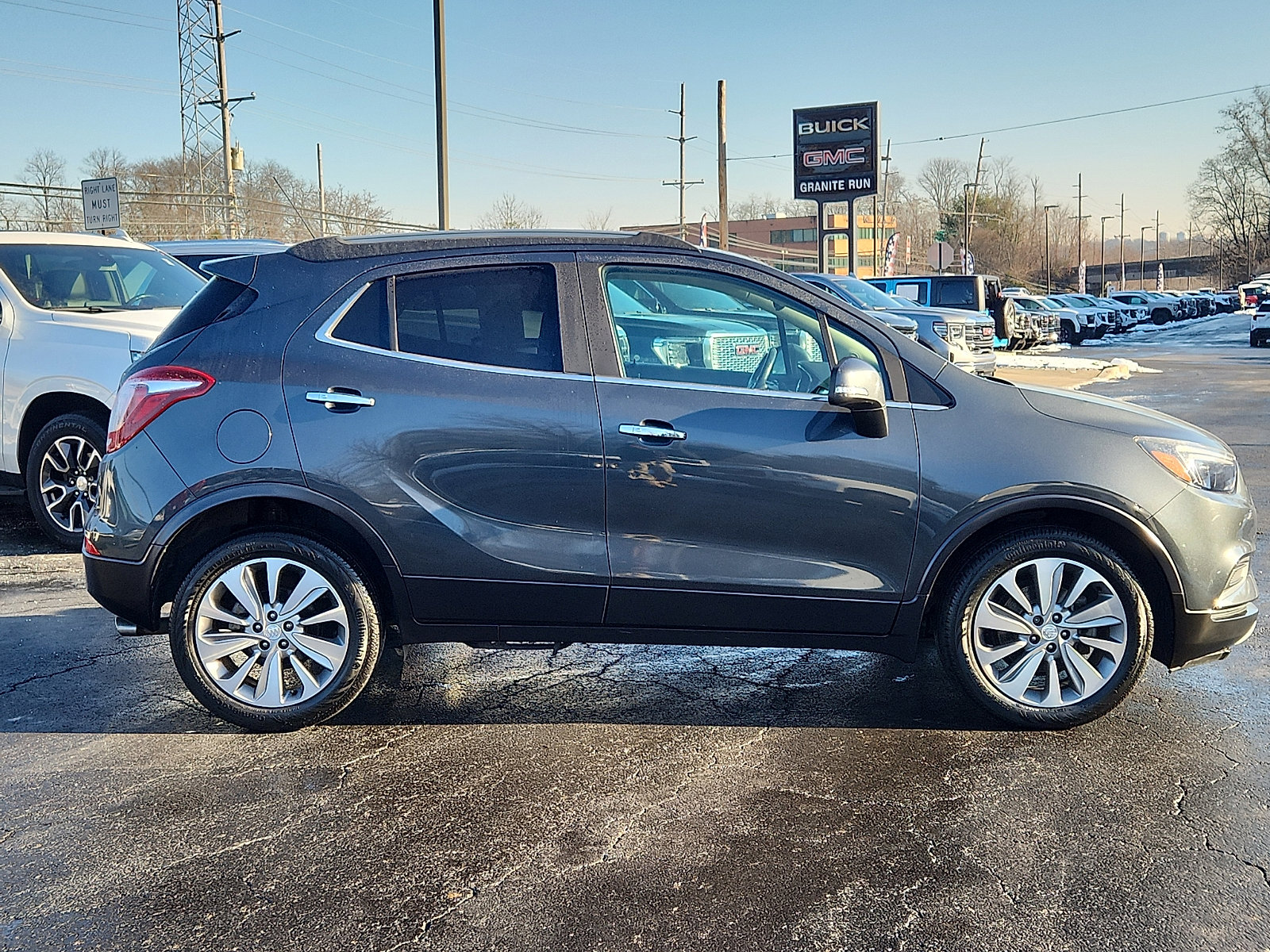 Used 2018 Buick Encore Preferred image 7