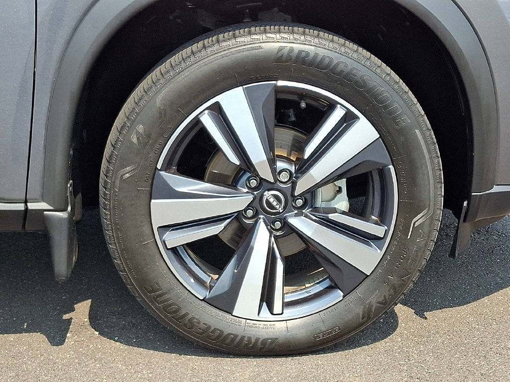 Certified 2023 Nissan Rogue SL AWD/4WD image 9