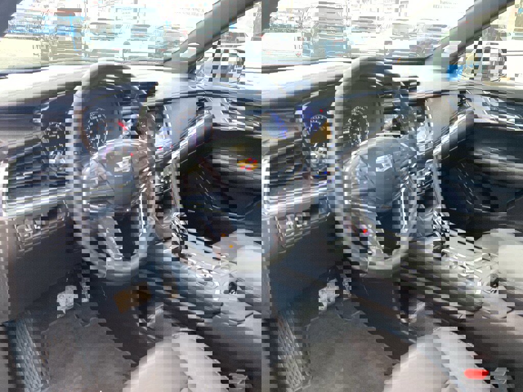 Used 2025 Cadillac XT5 Premium Luxury image 28