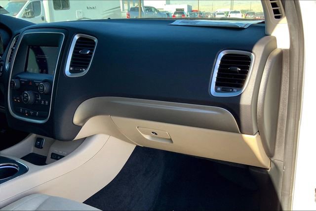 Used 2019 Dodge Durango SXT w/ 3rd Row Seating Group RWD image 16