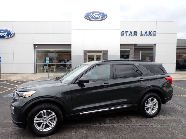 Certified 2022 Ford Explorer XLT w/ Equipment Group 202A