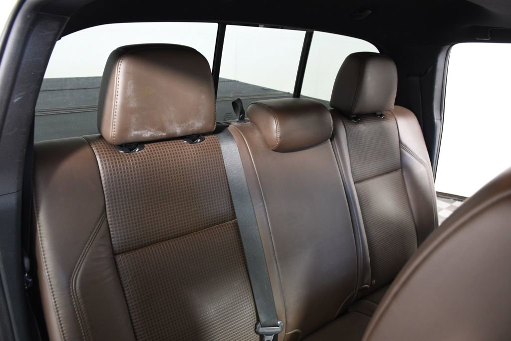 Used 2017 Toyota Tacoma Limited w/ Tow Package image 23