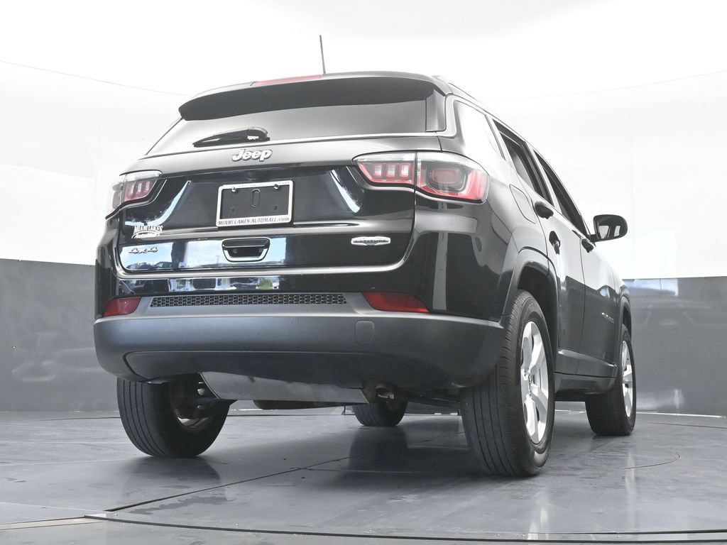 Used 2018 Jeep Compass Latitude w/ Popular Equipment Group AWD/4WD image 61