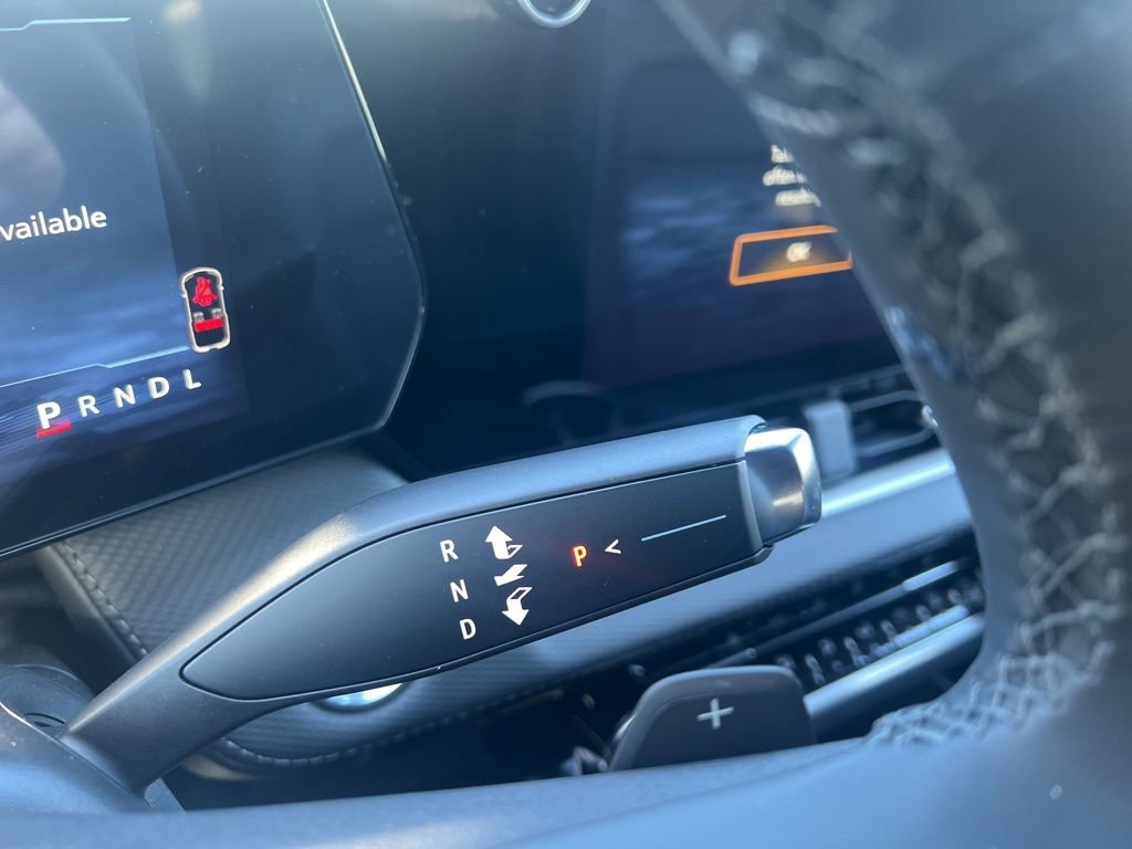 New 2026 Chevrolet Equinox LT w/ Convenience Package II image 23